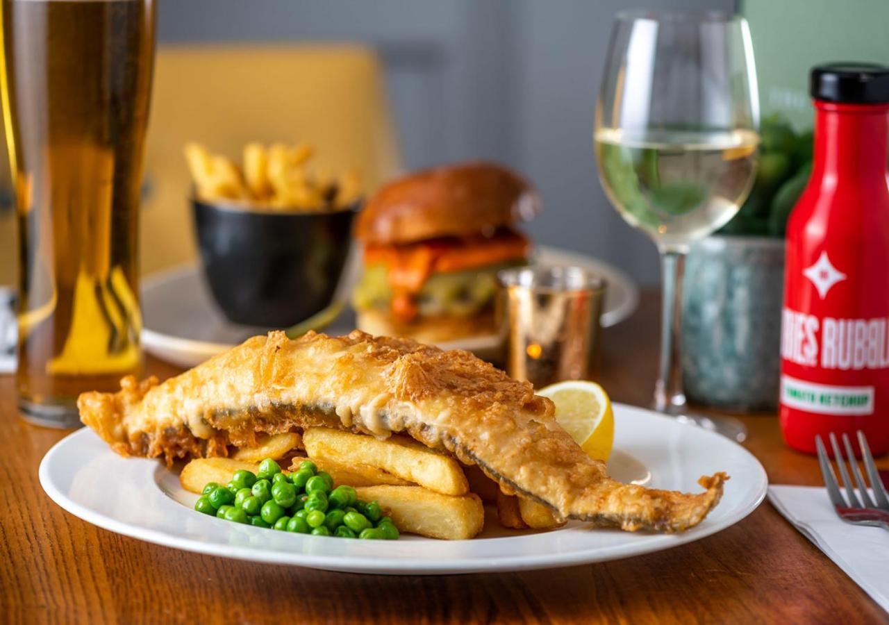 The Drummond At Albury Guildford Eksteriør bilde