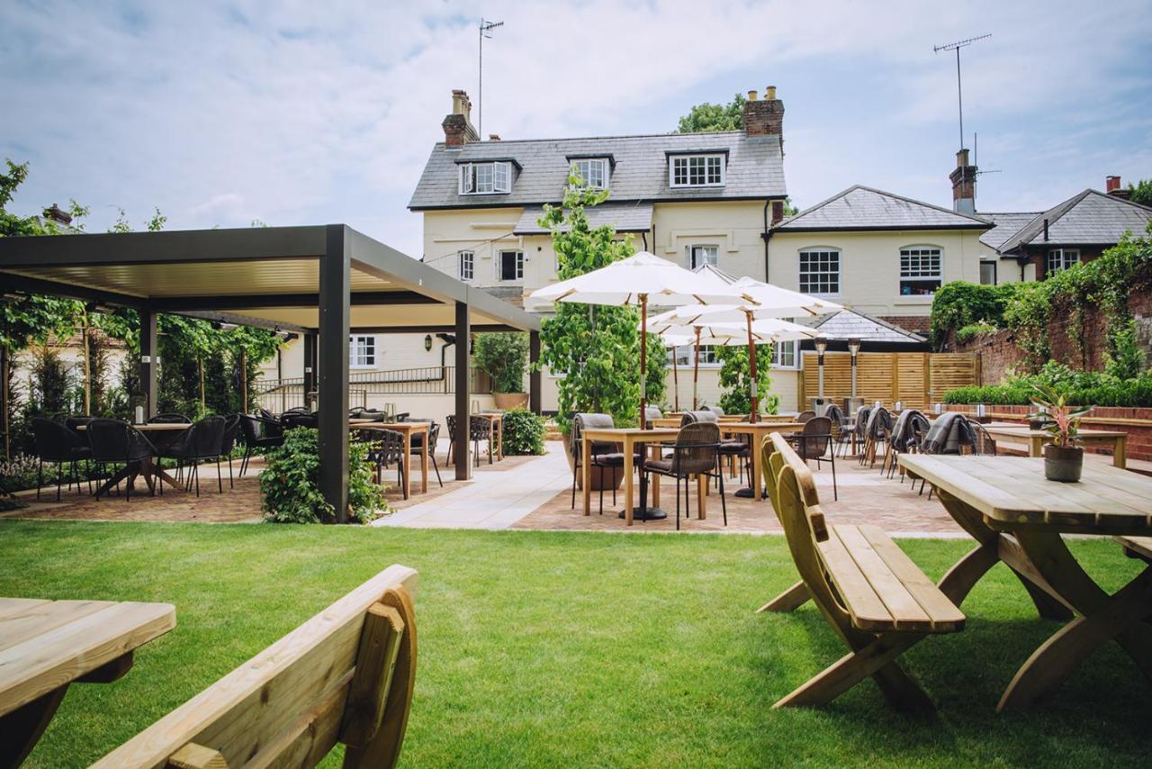 The Drummond At Albury Guildford Eksteriør bilde